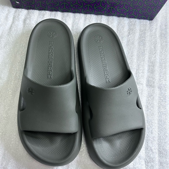 Tory Burch #8 - Picture 11 of 14